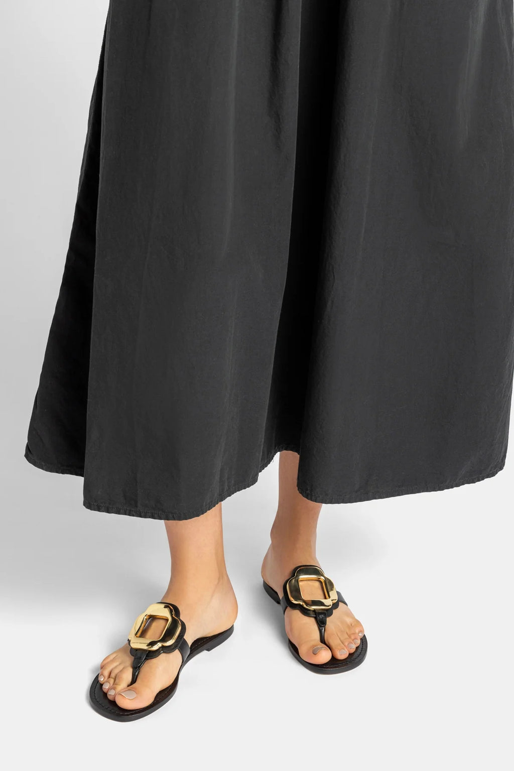 Black Leather Thong Sandal with Gold Hardware
