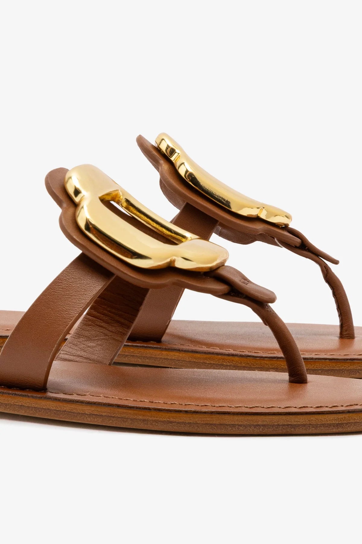 Caramel Leather Thong Sandal with Gold Hardware